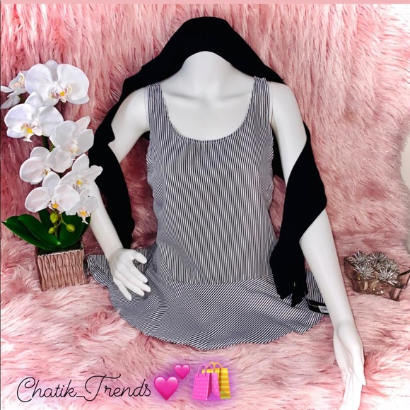 beautiful duo of blouse and sweater INC💕 - Picture 1 of 5